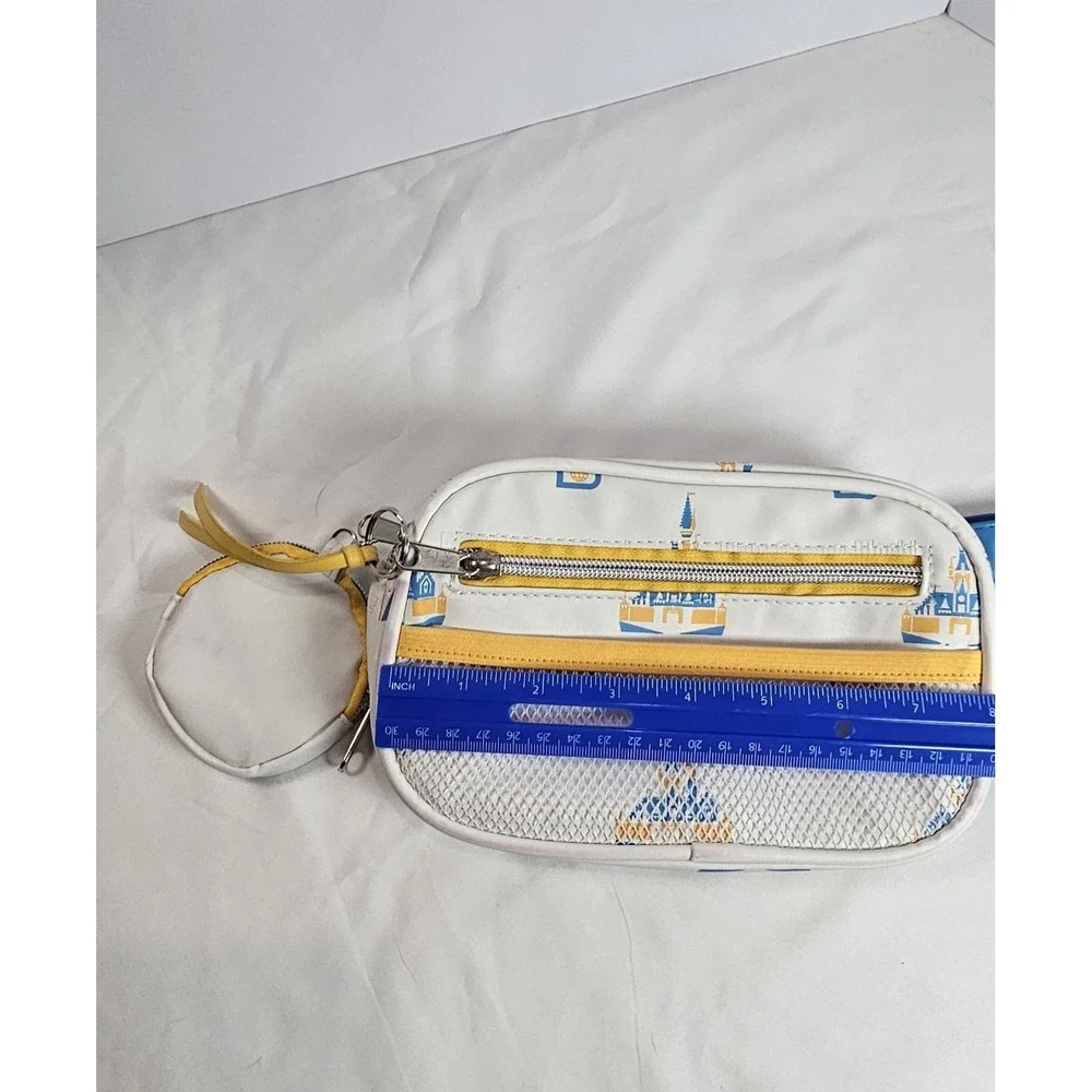 Disney Parks Vault‎ Collection 50th Anniversary Castle Belt Bag Fanny Pack NWOT - Picture 6 of 7
